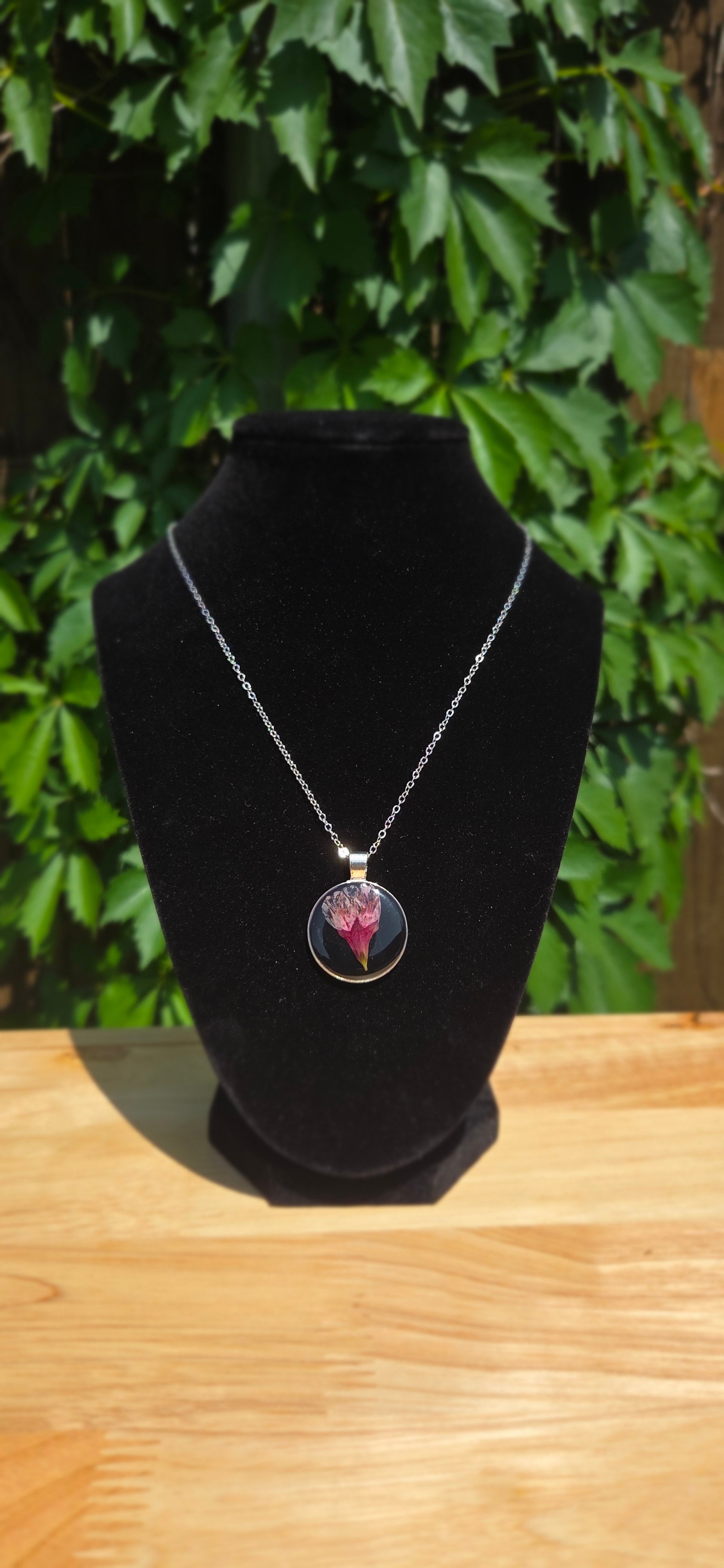 Forget me not - Bishop Flower Necklace