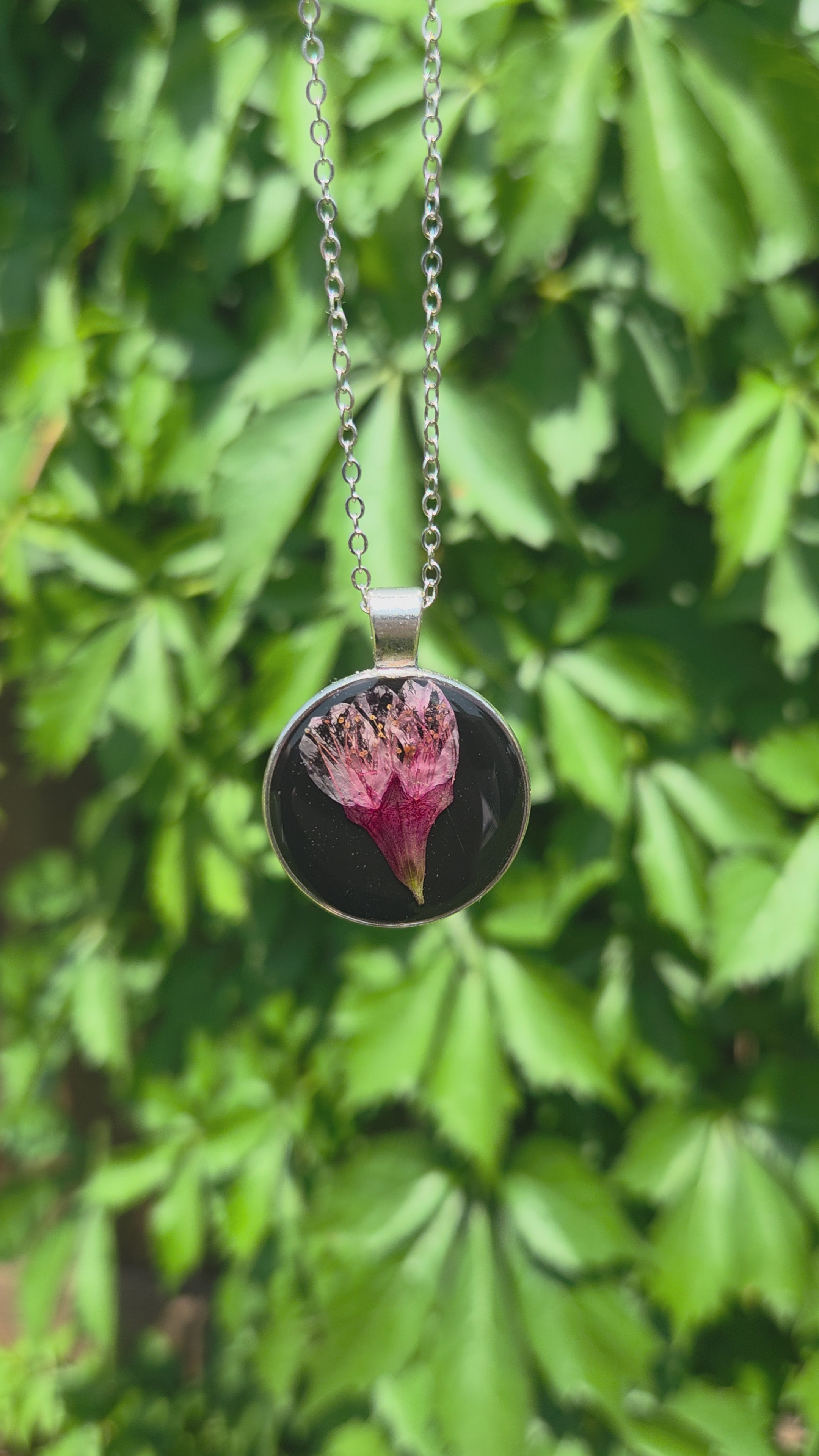Forget me not - Bishop Flower Necklace
