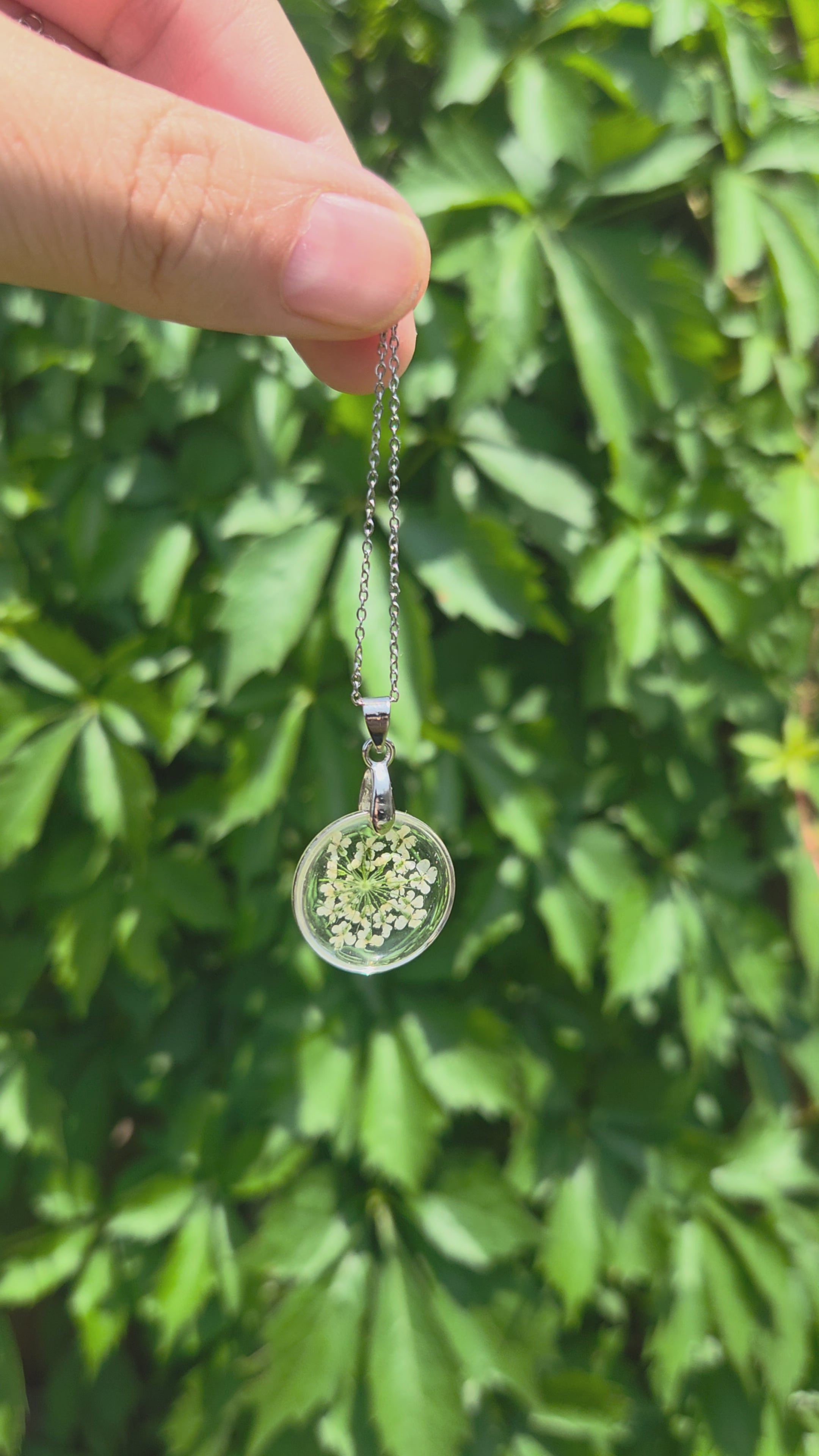Bishop Flower Necklace